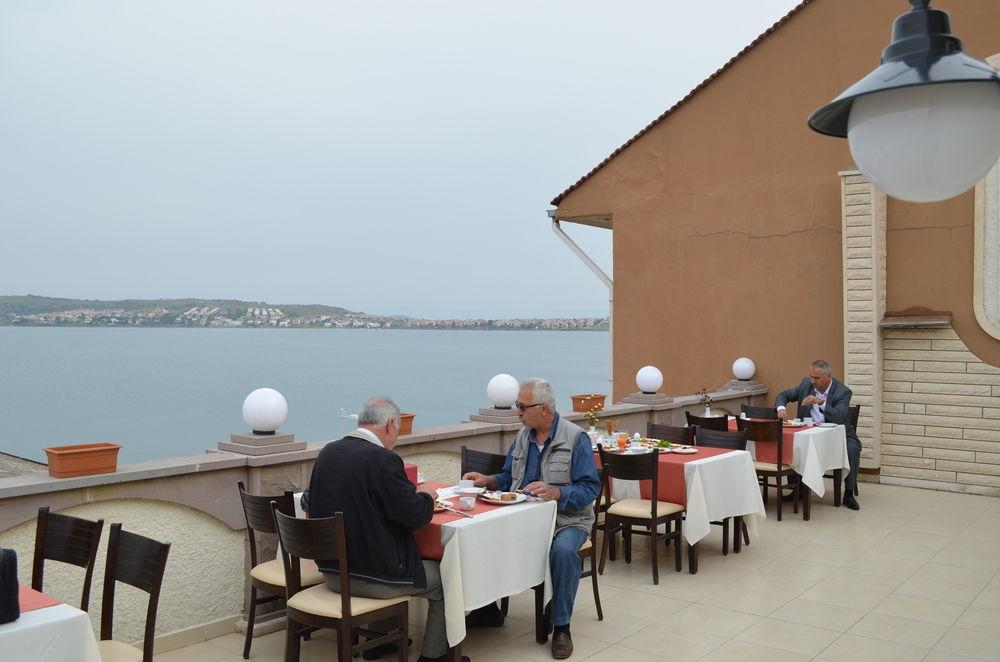 Ayvalik Palas Hotel Exterior photo