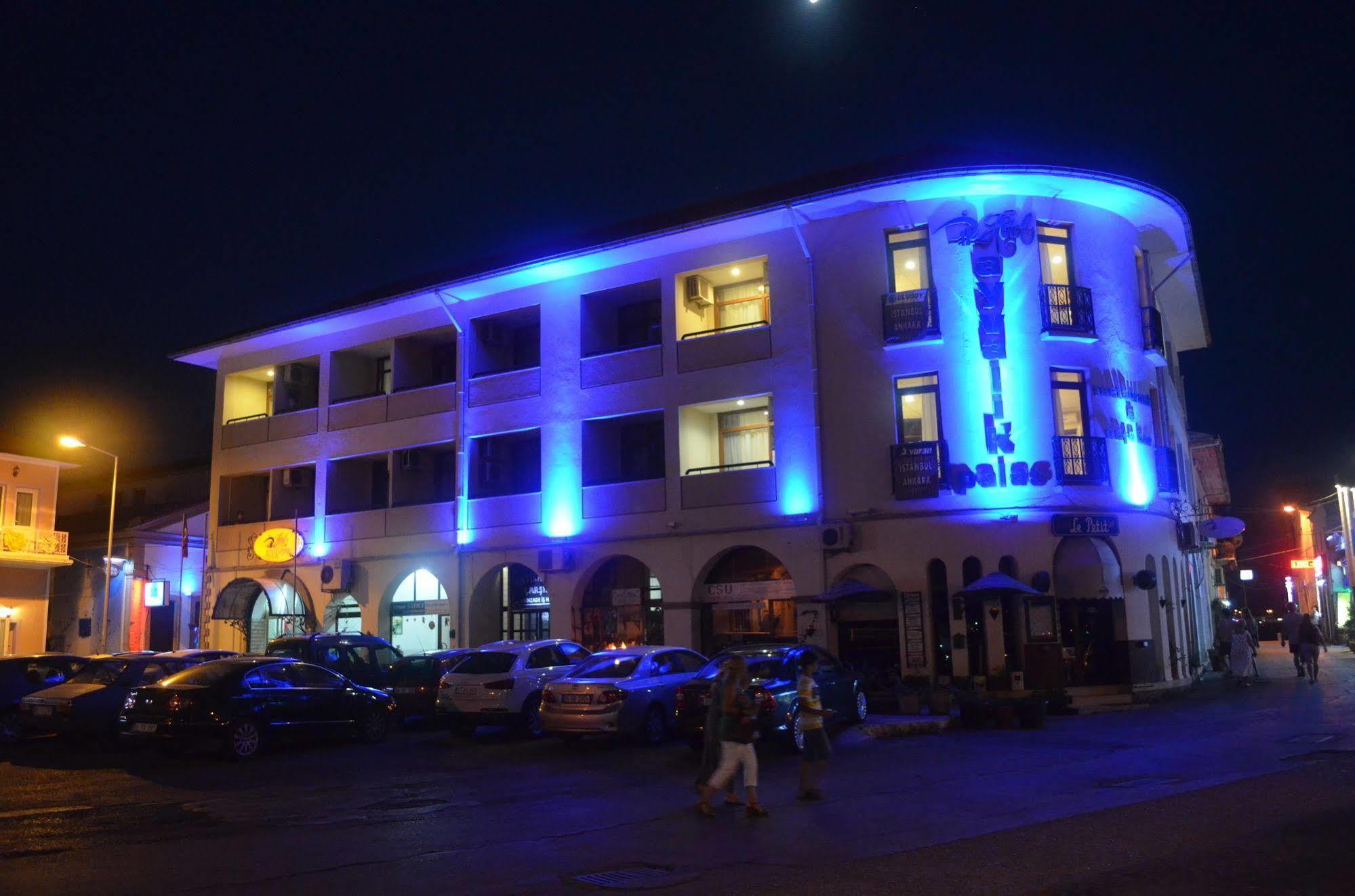 Ayvalik Palas Hotel Exterior photo