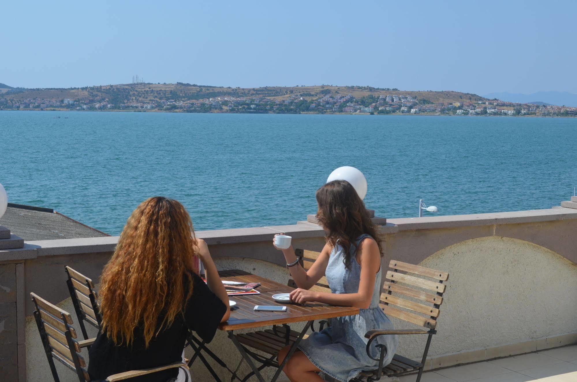 Ayvalik Palas Hotel Exterior photo