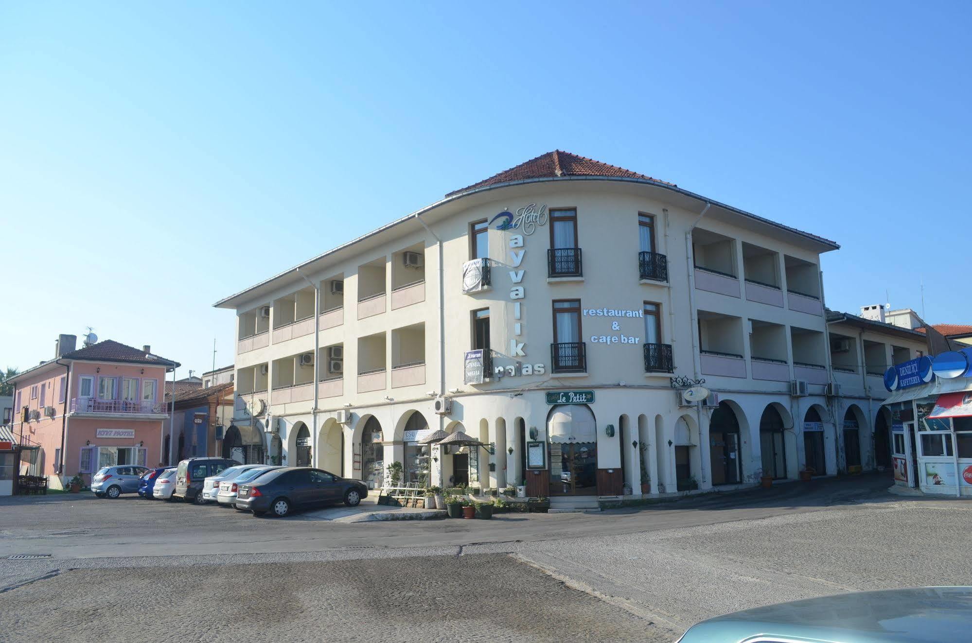 Ayvalik Palas Hotel Exterior photo